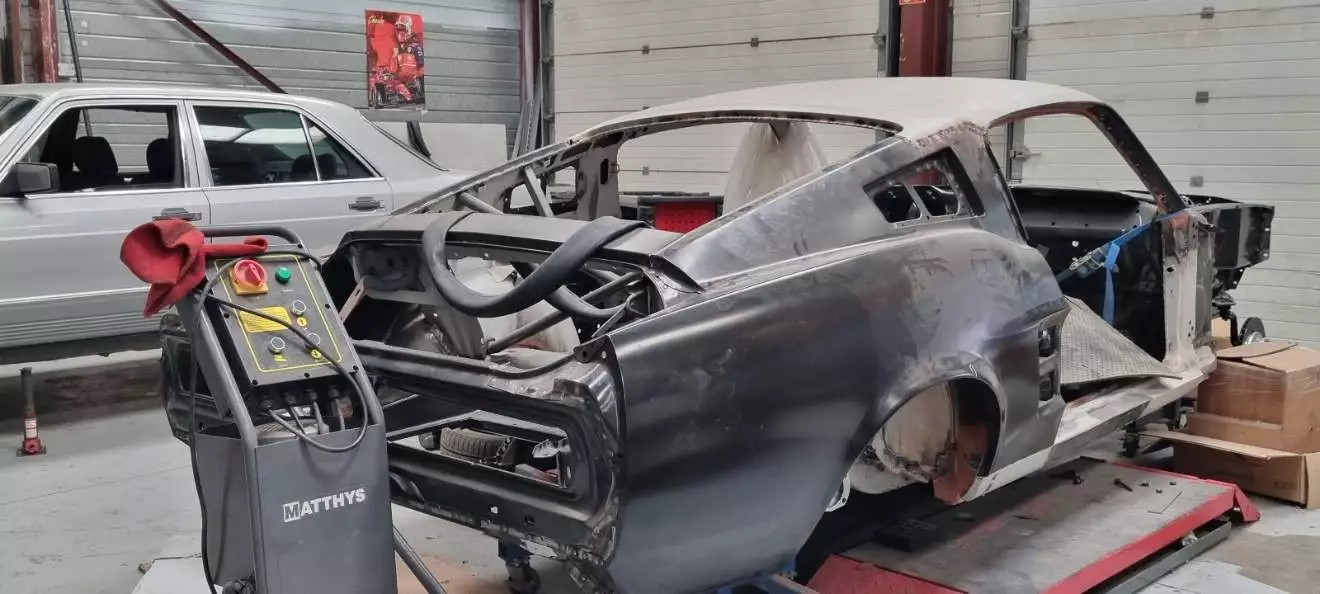 LES STANGS EN RECONSTRUCTION COMPLETE SUR MARBRE