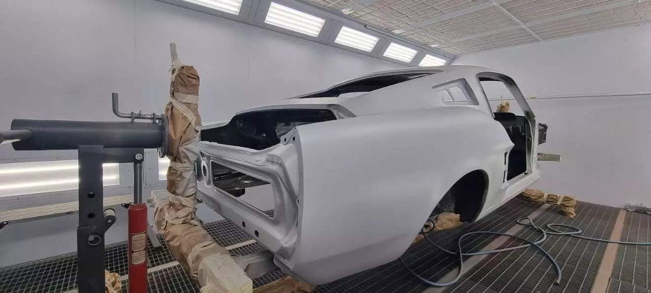 Réparation de carrosserie pour voiture ou pick-up américains